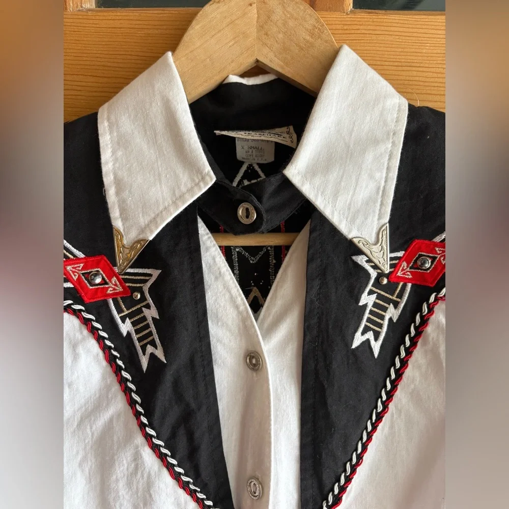 Vintage Western Pearl Snap Cowgirl Shirt Embroidered Rodeo Southwestern Small - Picture 6 of 9